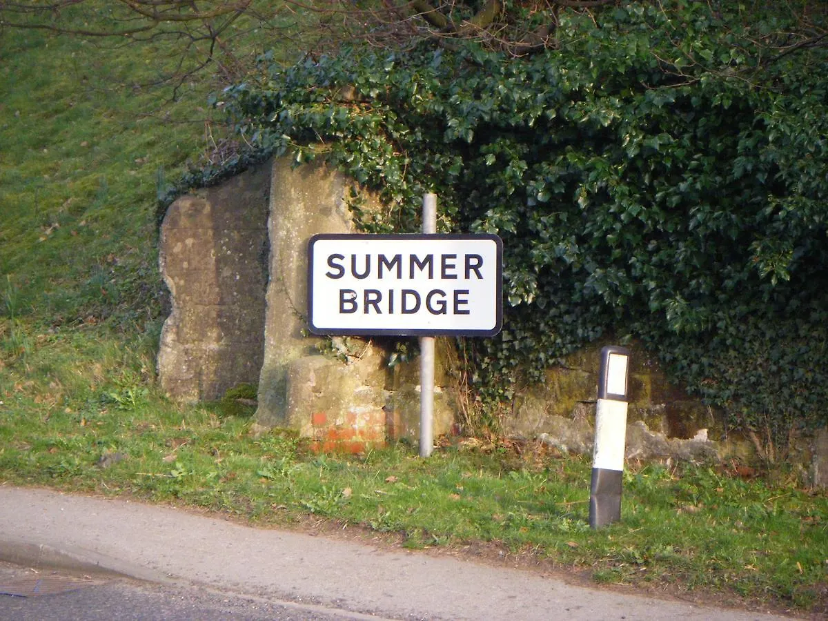 The Firs B&B &Tea Room Summer Bridge